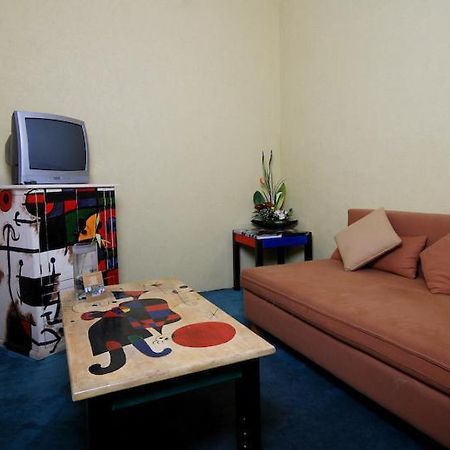 Hotel & Suites Galeria Morelia Eksteriør billede