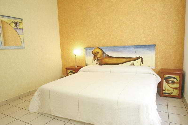 Hotel & Suites Galeria Morelia Eksteriør billede