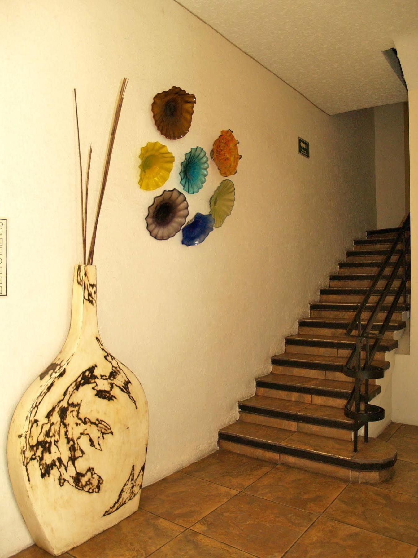 Hotel & Suites Galeria Morelia Eksteriør billede